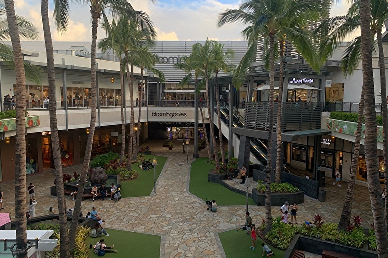 オアフ島：アラモアナセンター